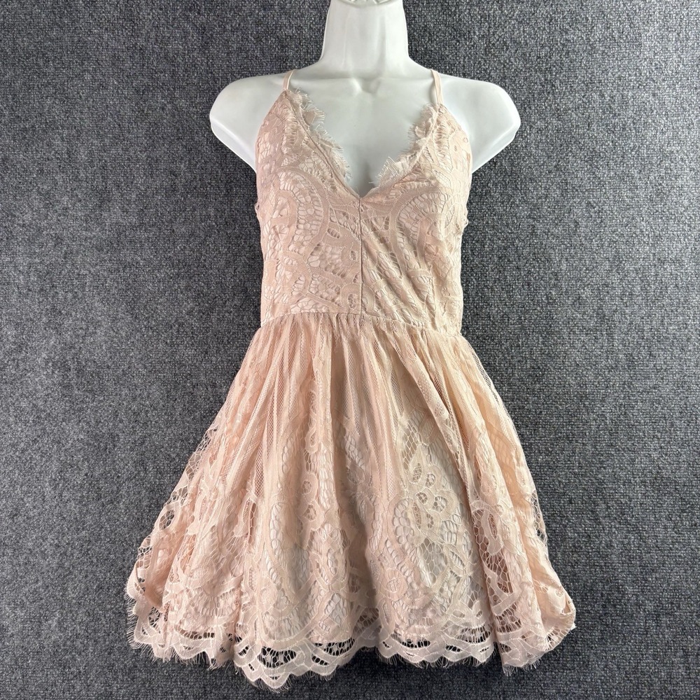 TOBI Blush Pink Lace  A-Line Fit & Flare M Sleeveless Ballerina Style Dress